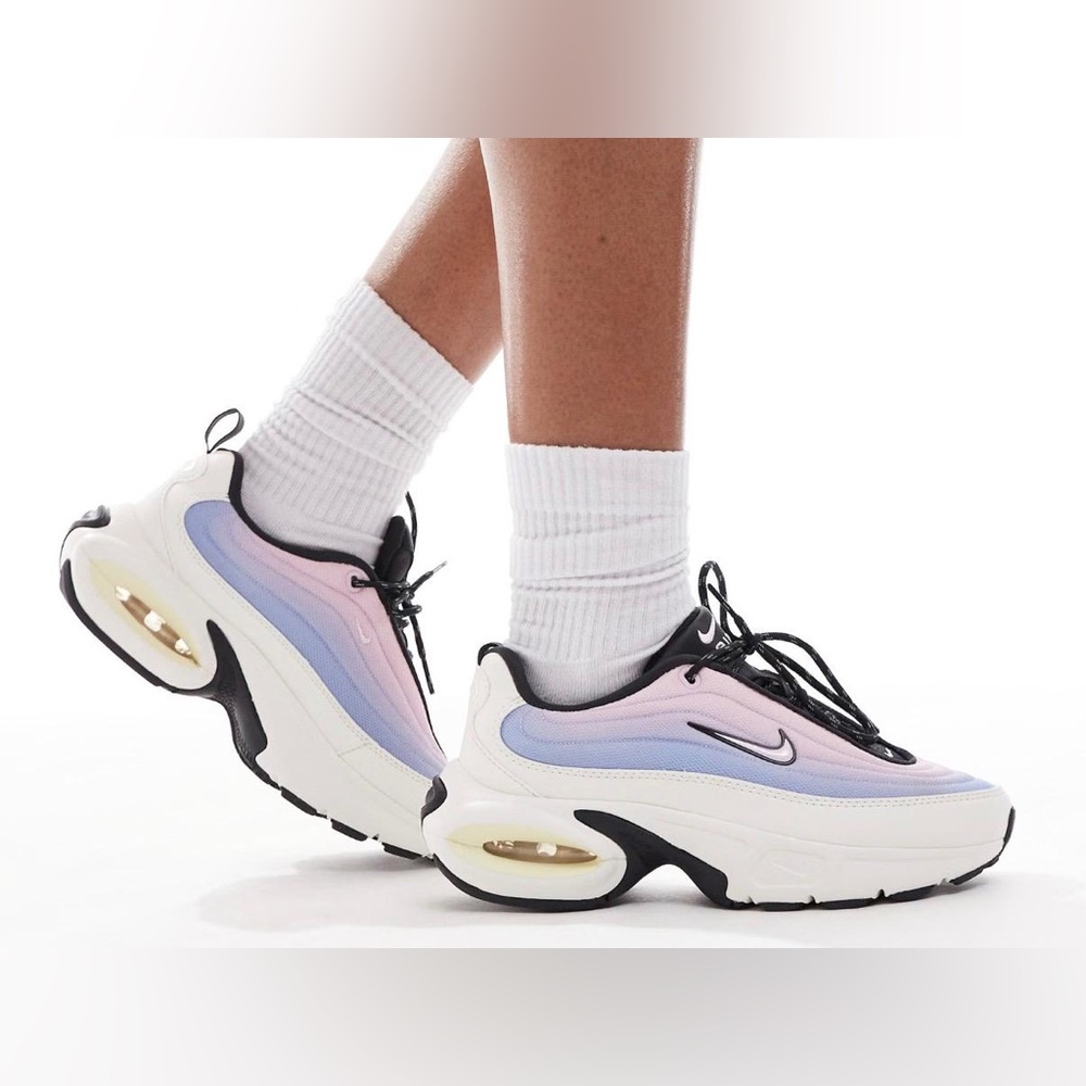 Nike Air Max Portal Sneaker - Women’s Size 9 - Brand New with Tags